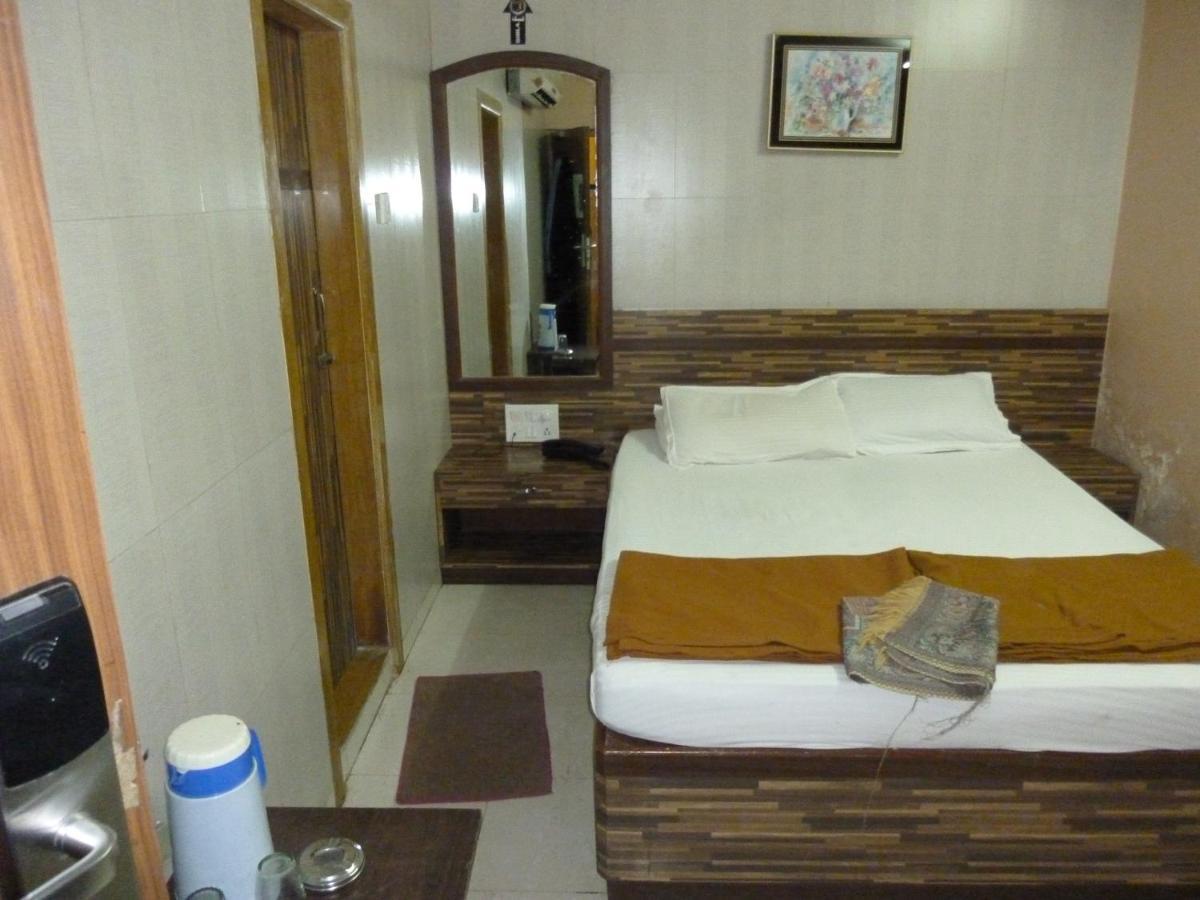 Hotel Orient Palace Mumbai Dış mekan fotoğraf