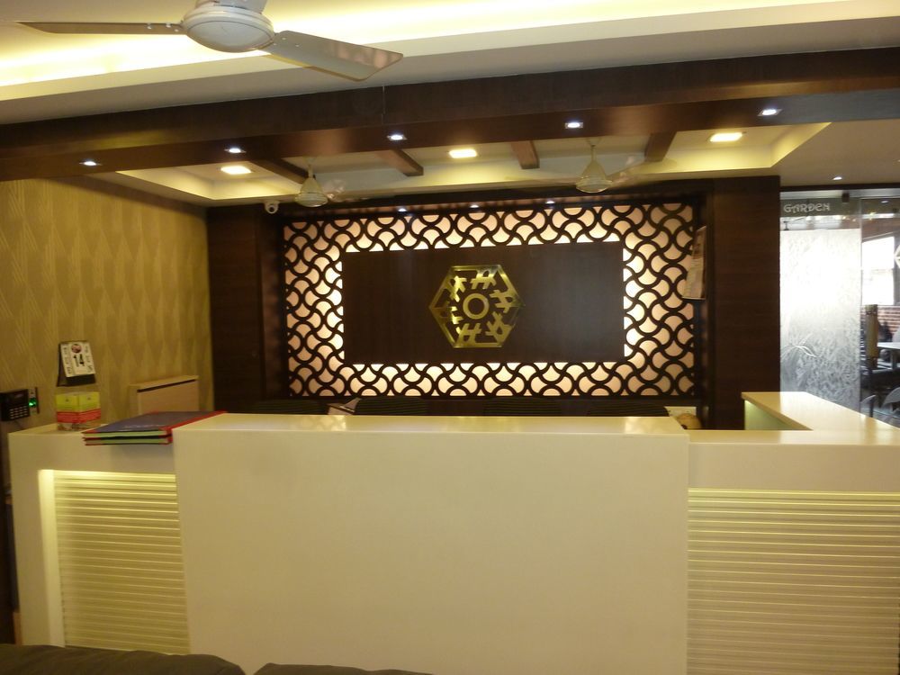 Hotel Orient Palace Mumbai Dış mekan fotoğraf